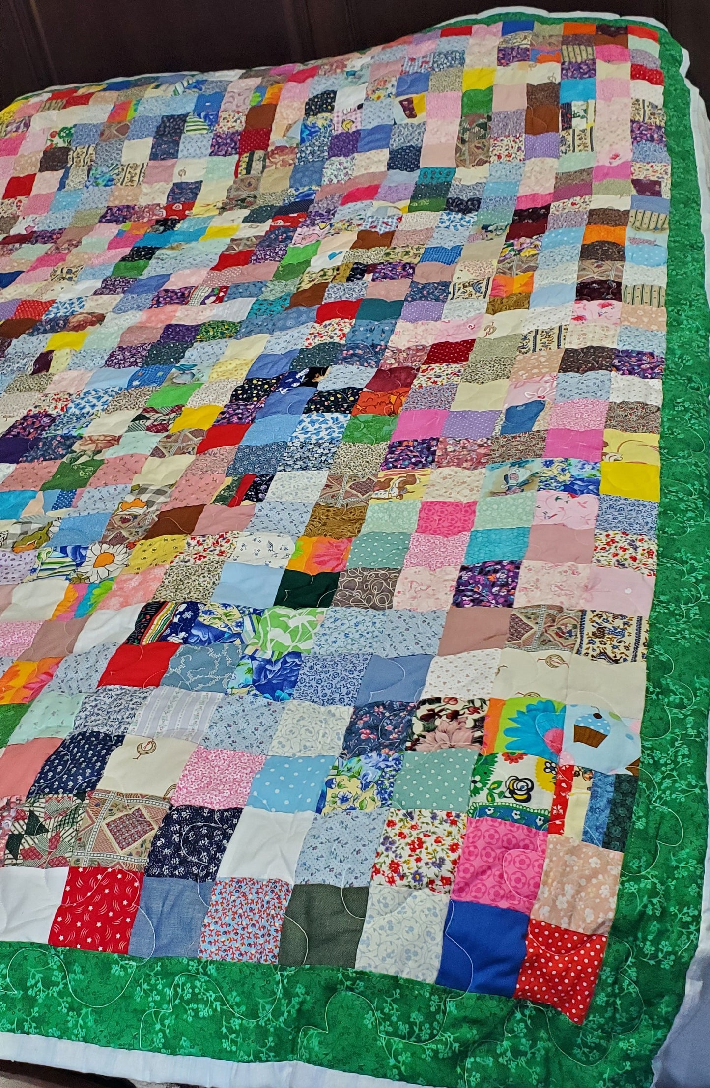 HANDSEWN TWIN sz COUNTRY QUILT