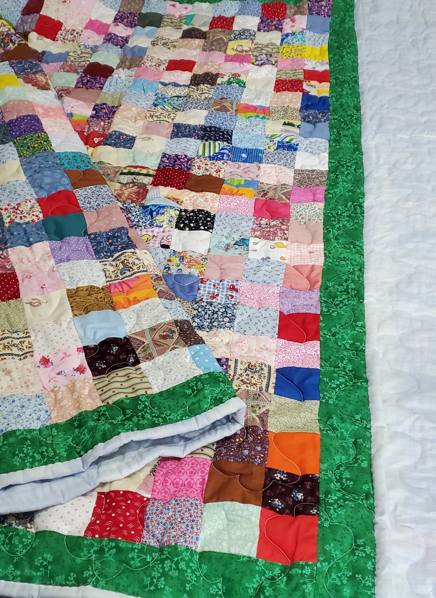 HANDSEWN TWIN sz COUNTRY QUILT