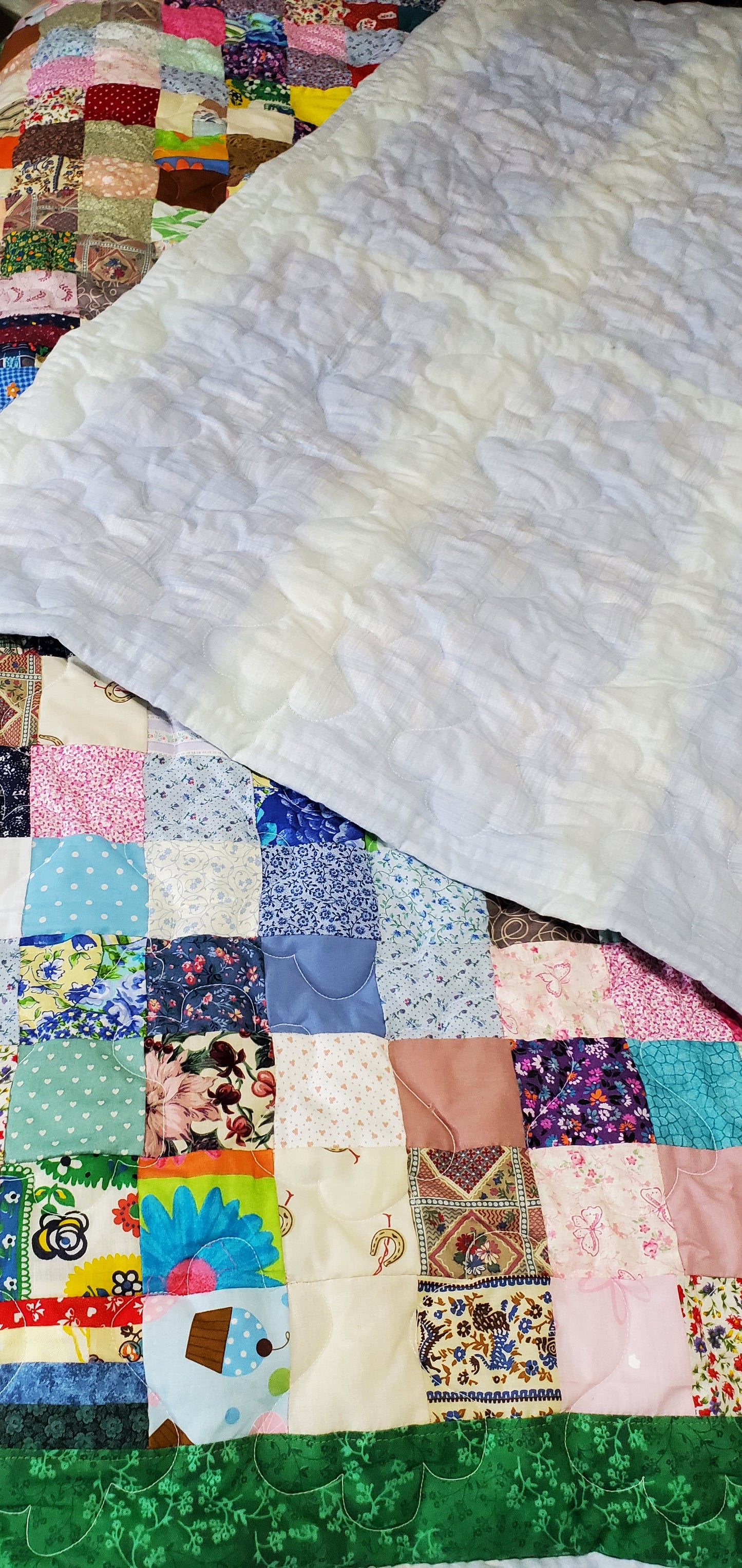 HANDSEWN TWIN sz COUNTRY QUILT